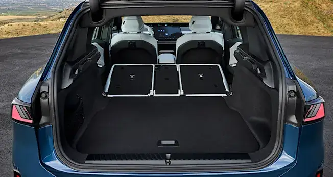 CR-Cars-Inline-2027-BMW-iX3-cargo-9-25